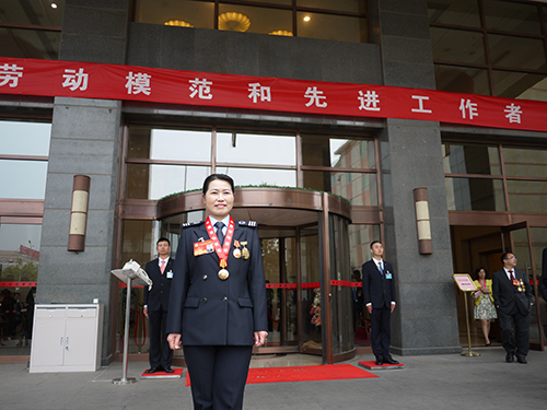 201504291430297915387 hjc888黄金城·(中国集团)官方网站
